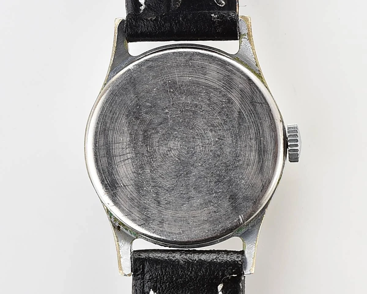 Vintage Soviet mechanical Pobeda watch, ChChZ, 2nd quarter of 1953