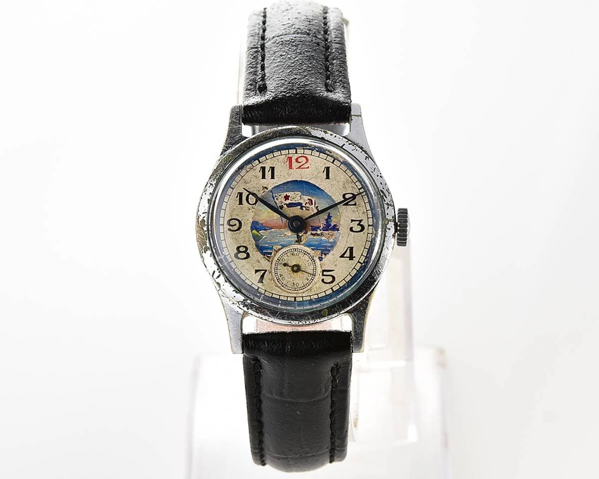 Vintage Soviet mechanical Pobeda watch, ChChZ, 2nd quarter of 1953