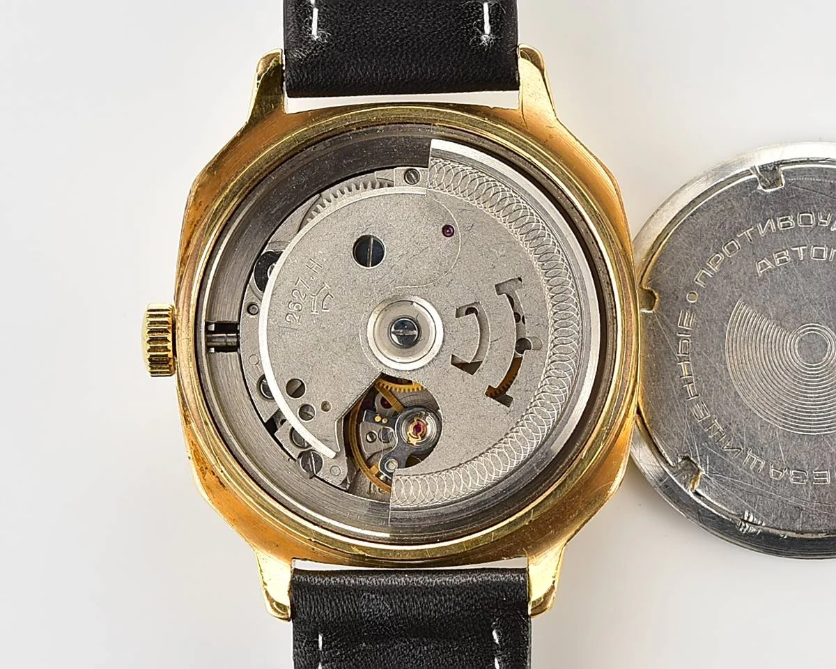 Soviet mechanical Raketa with automatic self winding movement