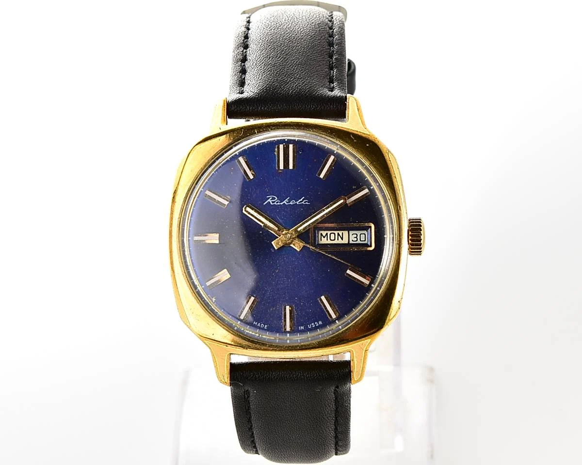 Soviet mechanical Raketa with automatic self winding movement