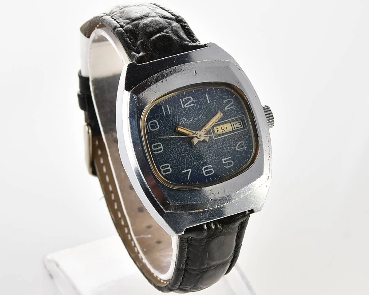 Raketa vintage mechanical wrist watch with double calendar