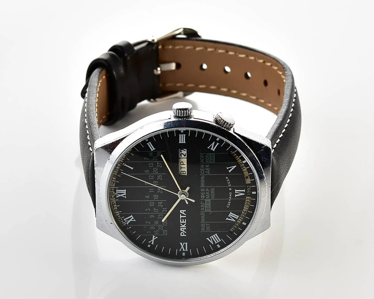 Soviet Raketa perpetual calendar mechanical watch