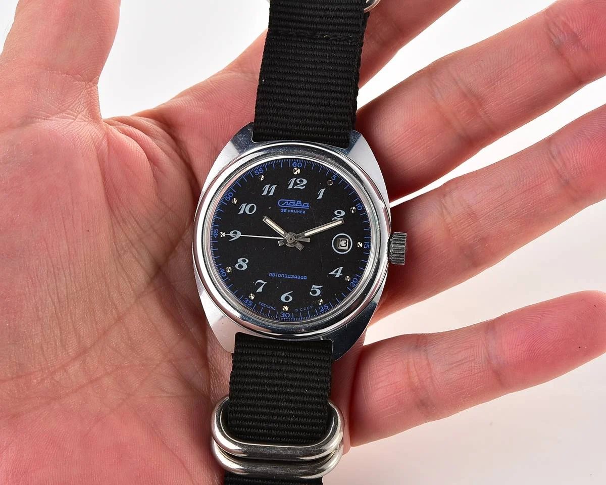 TIME CAPSULE: Slava Soviet vintage mechanical watch with automatic self-winding movement - New Old Stock (NOS)!