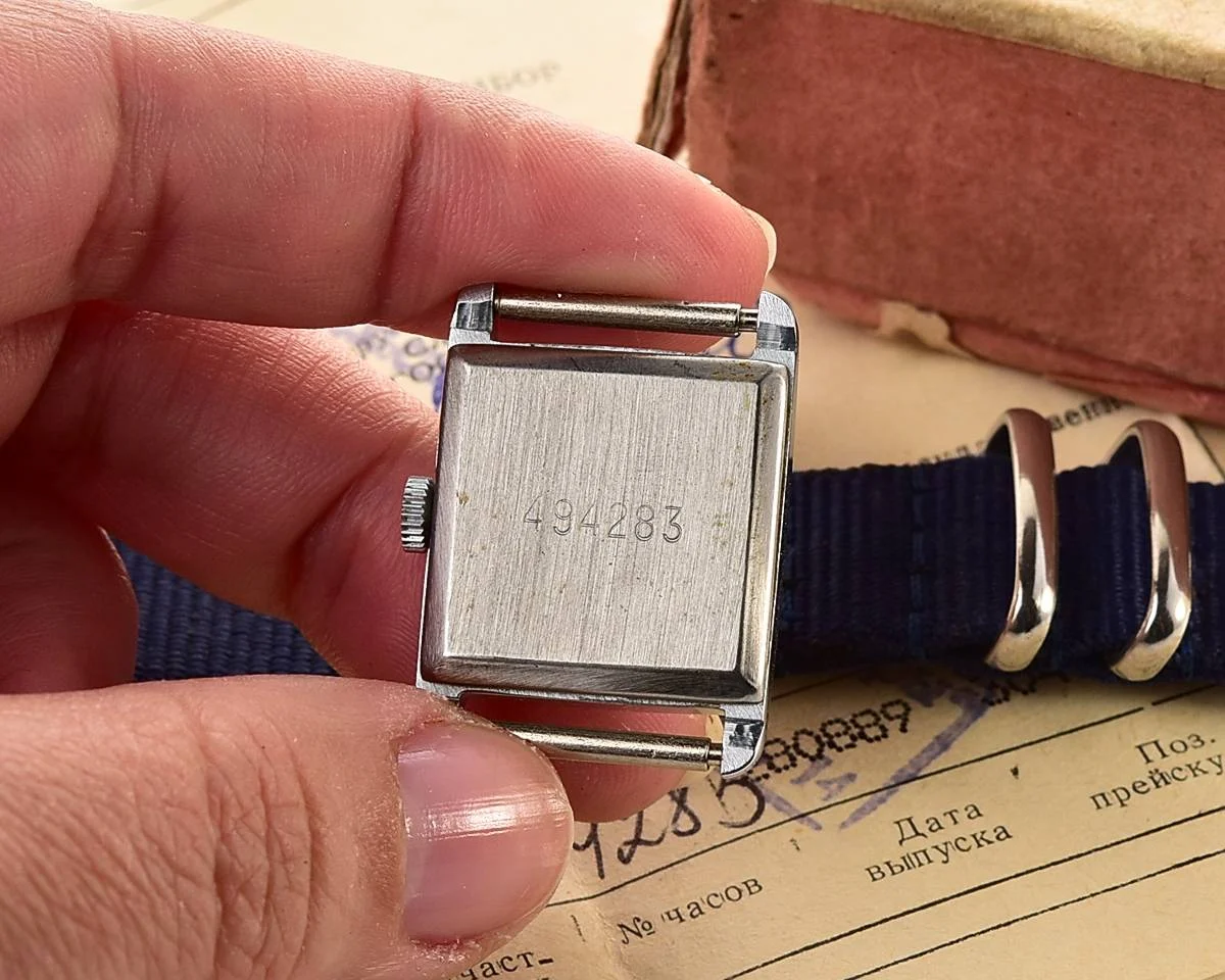 TIME CAPSULE: Slava vintage wrist watch for ladies – New Old Stock (NOS)!