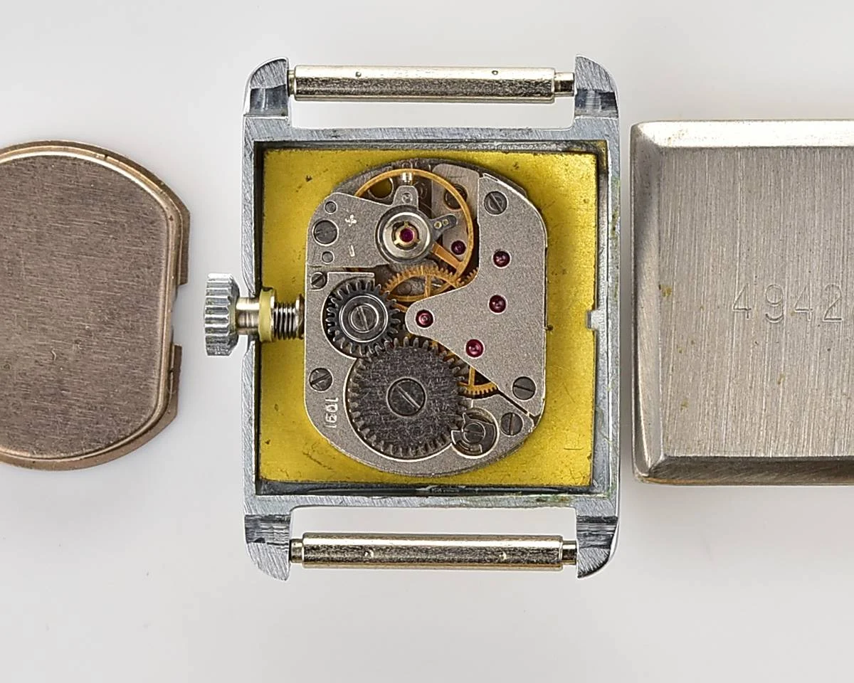 TIME CAPSULE: Slava vintage wrist watch for ladies – New Old Stock (NOS)!