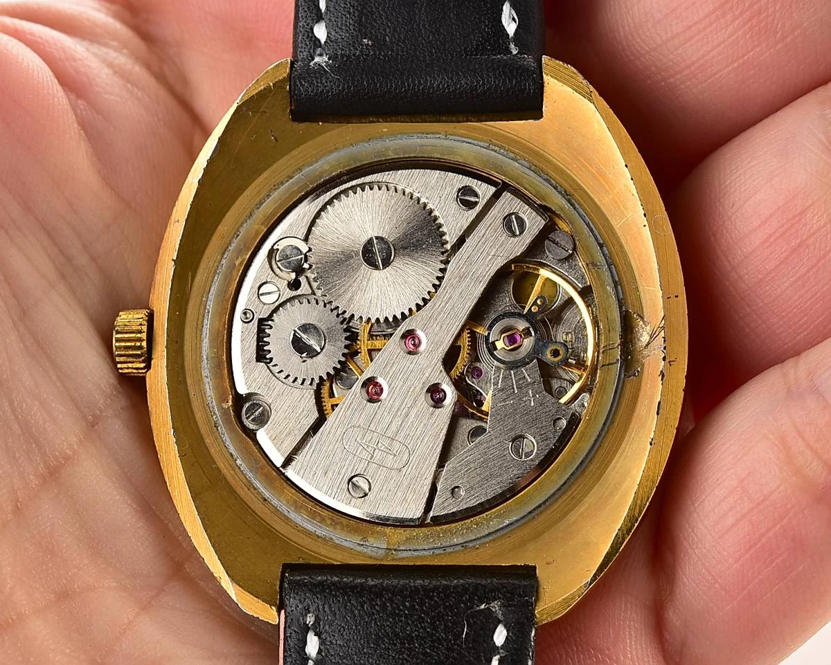 Vympel mechanical watch, Luch factory