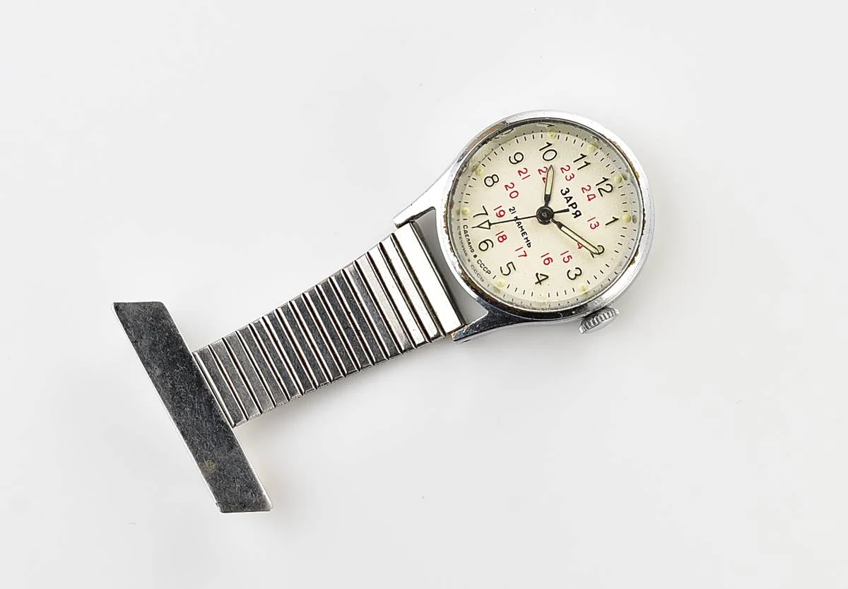 Zarya Soviet mechanical watch - medical, with pin