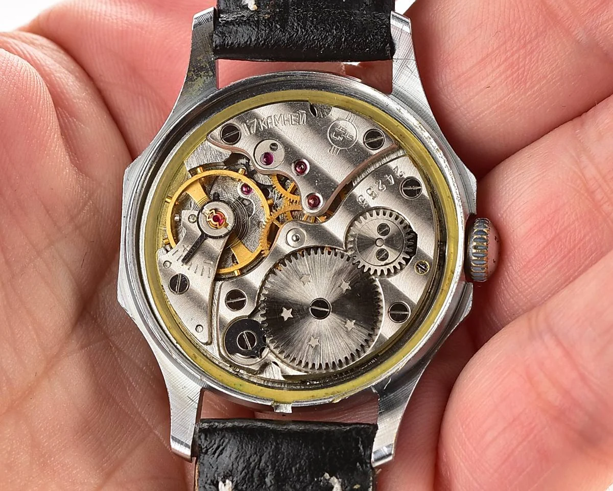 Excellent Soviet vintage Chaika (Vostok) mechanical watch