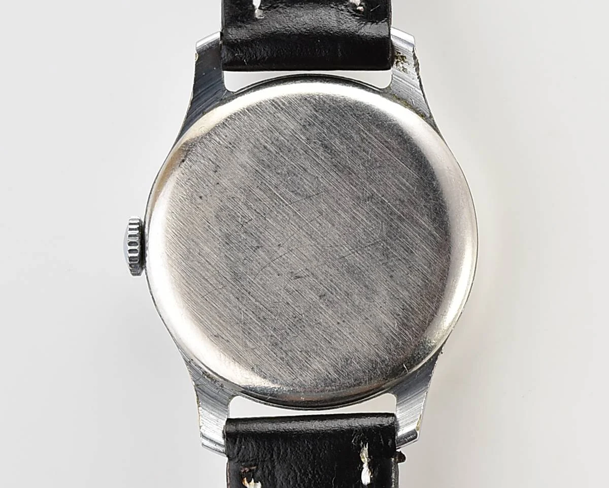 Rare version! Vintage Soviet mechanical Pobeda wrist watch with seagull on the dial, 1MChZ, 1st quarter 1954