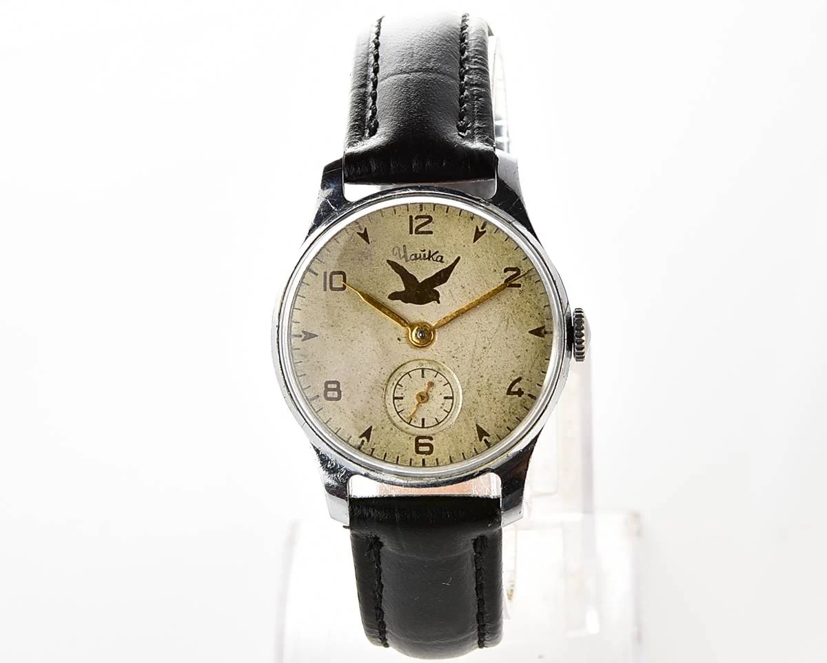 Rare version! Vintage Soviet mechanical Pobeda wrist watch with seagull on the dial, 1MChZ, 1st quarter 1954