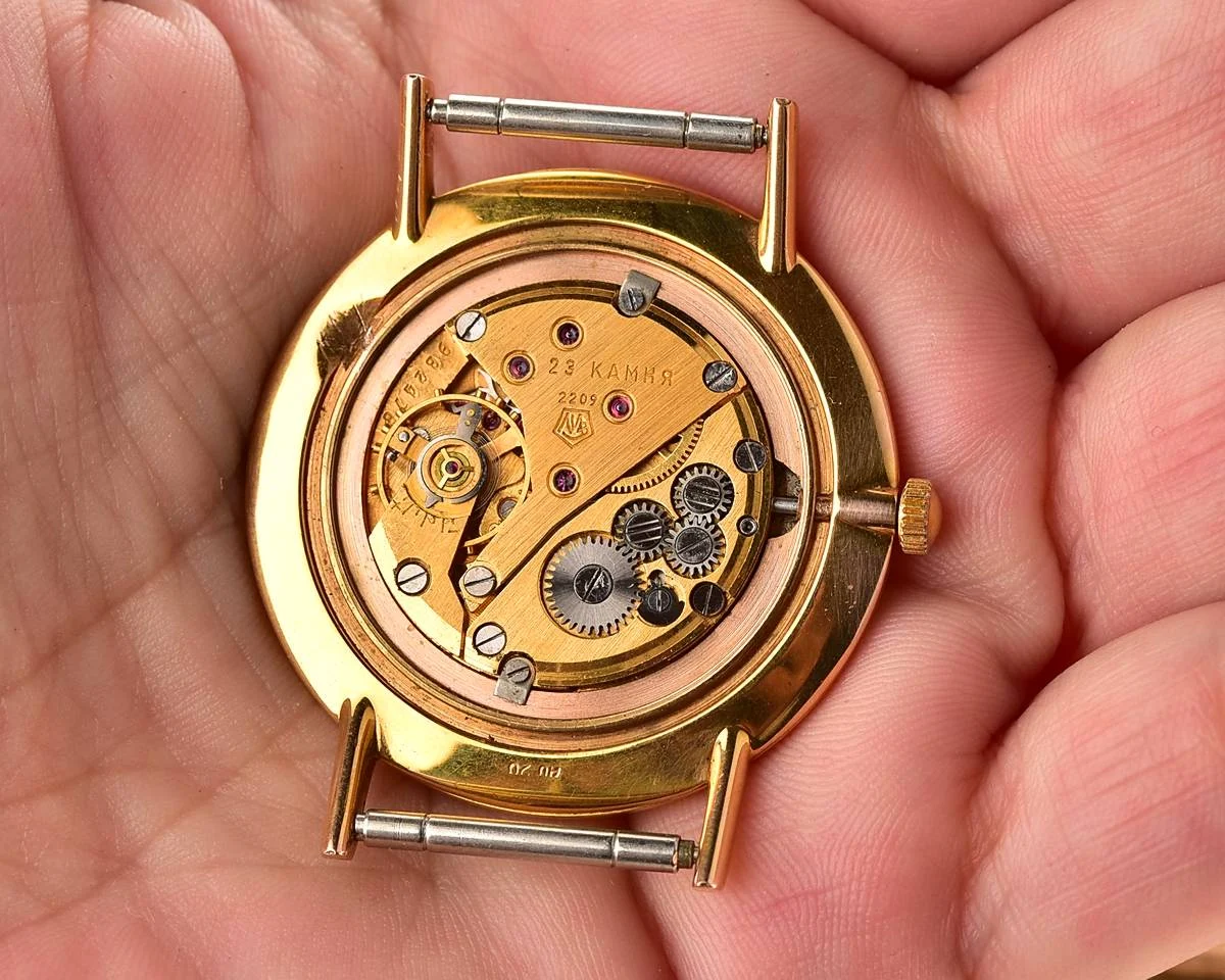 Excellent Luch Soviet gold-plated vintage watch - complete with box and passport!