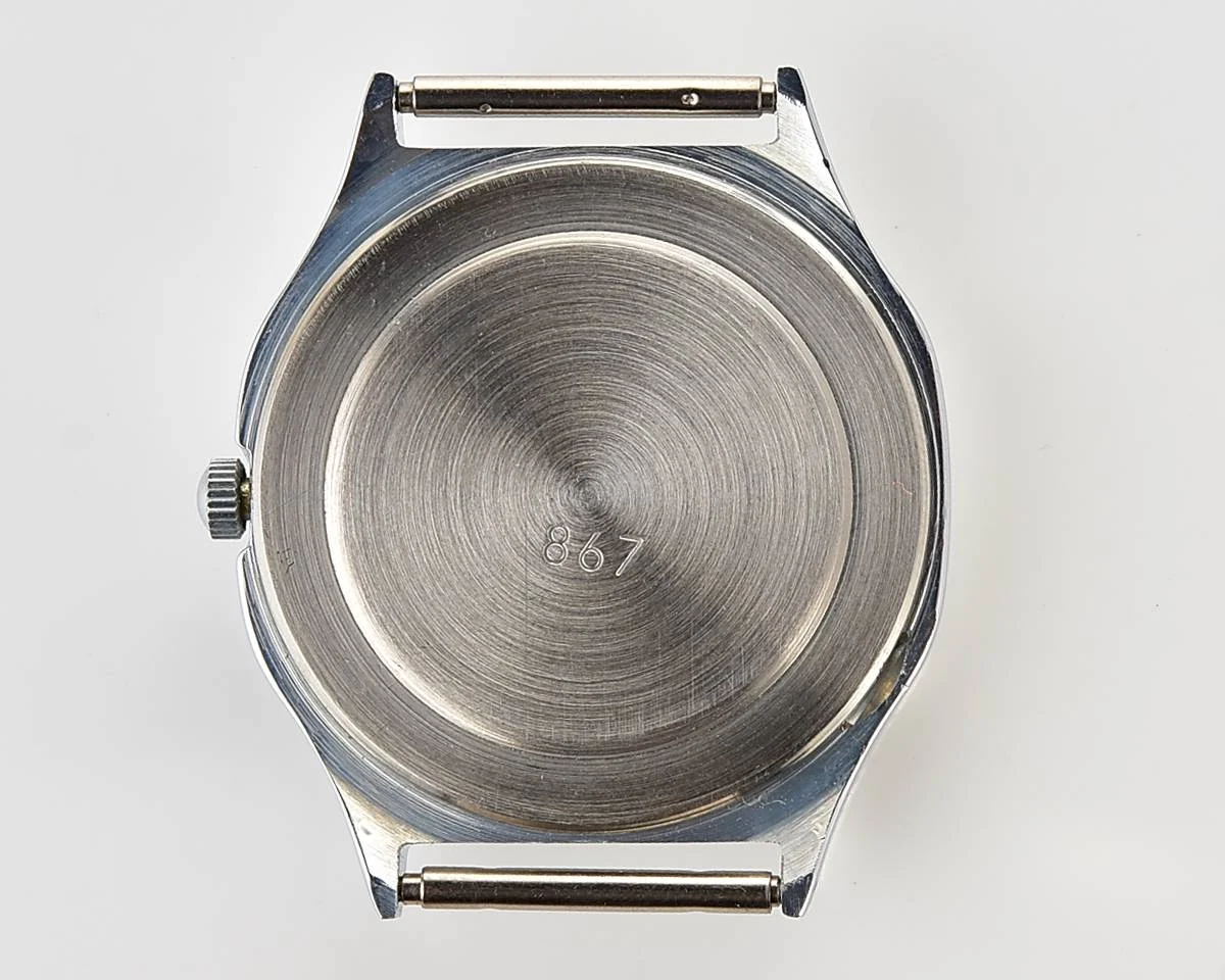 Time Capsule: Soviet Luch Perestroika quartz watch – New Old Stock (NOS)!