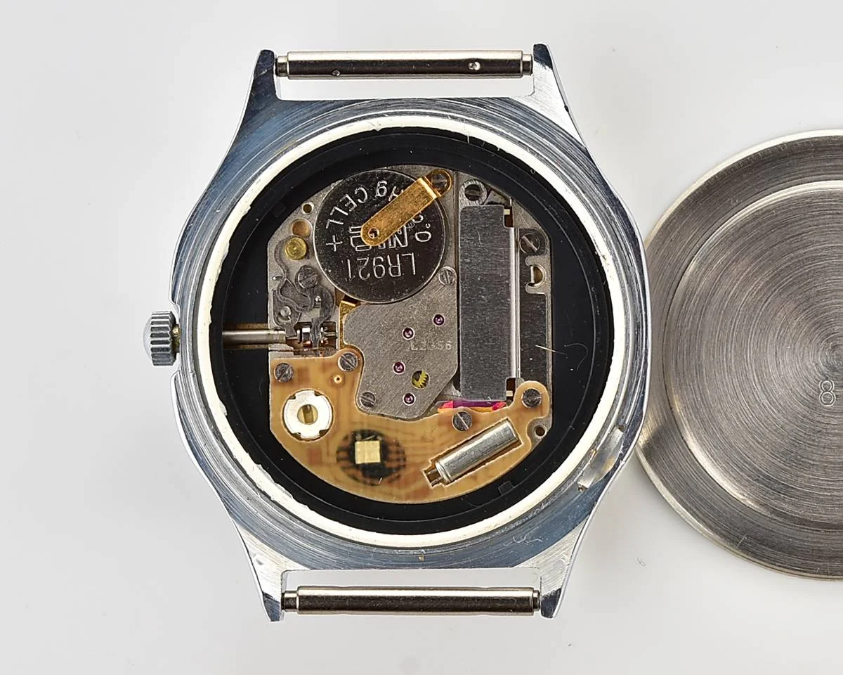 Time Capsule: Soviet Luch Perestroika quartz watch – New Old Stock (NOS)!