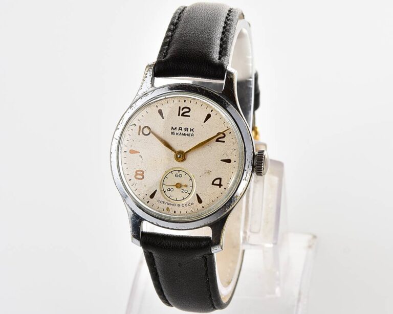 Excellent vintage soviet MAYAK mechanical watch, 1MChZ