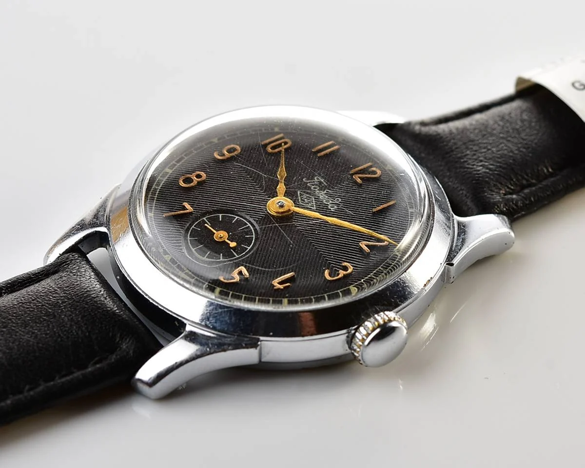 Excellent condition vintage Soviet mechanical Pobeda wrist watch, PChZ