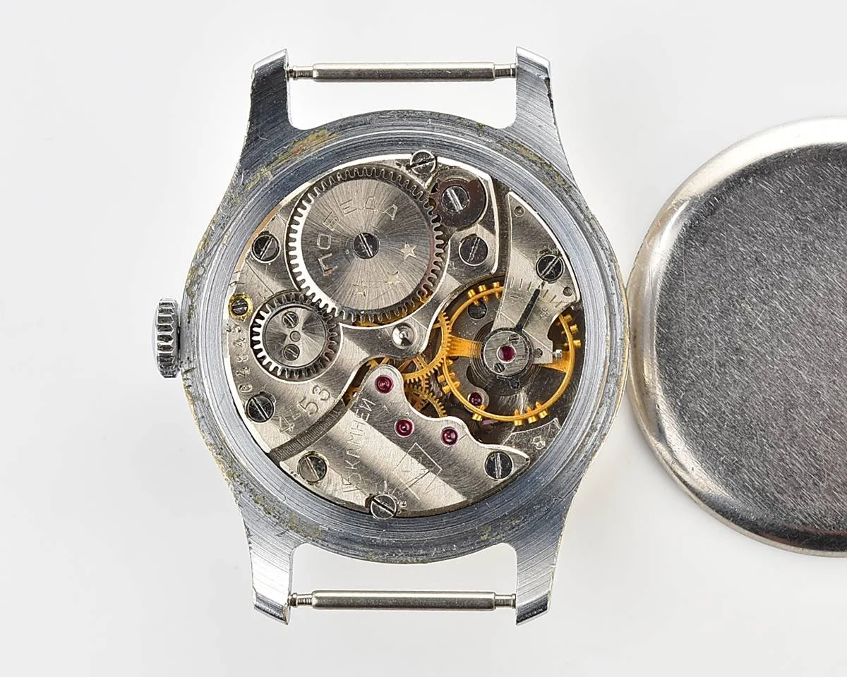 Vintage Soviet mechanical Pobeda wrist watch, 1MChZ, 4th quarter of 1953