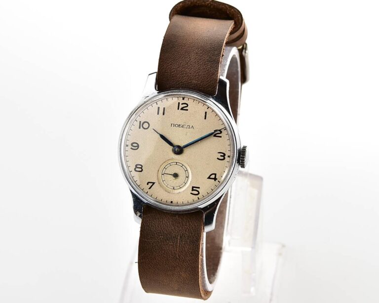 Vintage soviet mechanical POBEDA wrist watch, 1MChZ, 4th quarter of 1953