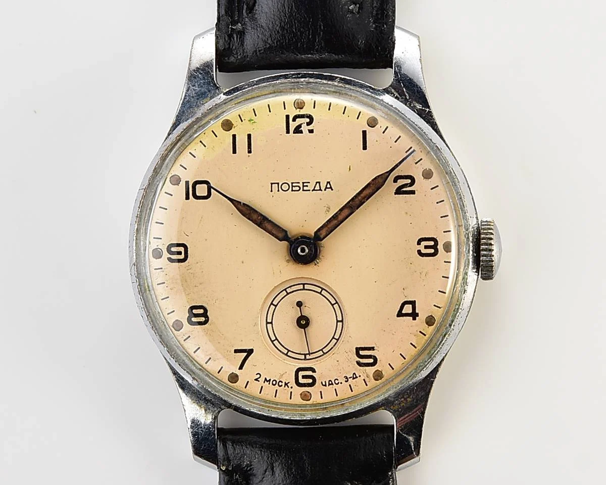 Vintage Soviet mechanical Pobeda watch, 2MChZ from 3rd quarter 1956!