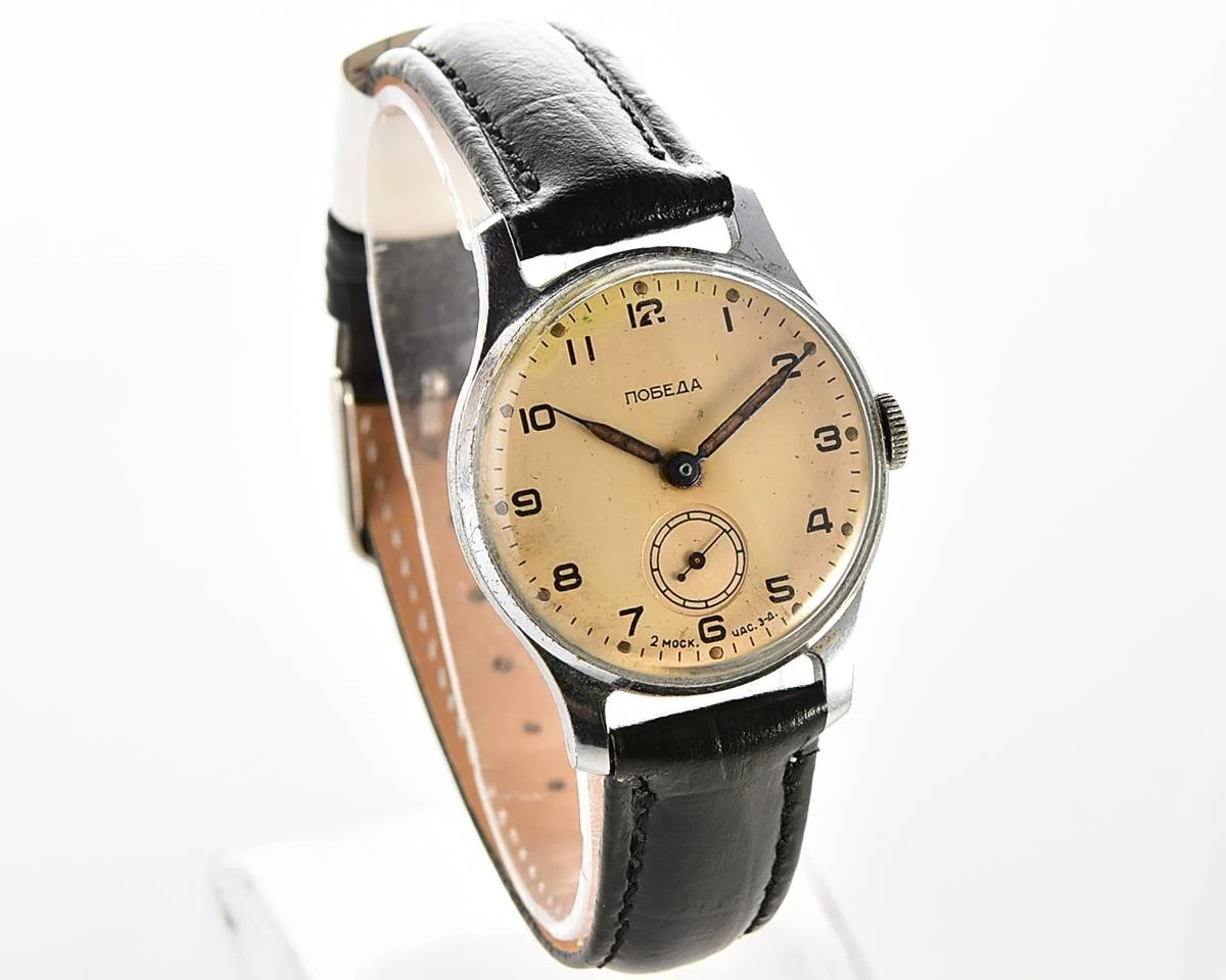 Vintage Soviet mechanical Pobeda watch, 2MChZ from 3rd quarter 1956!