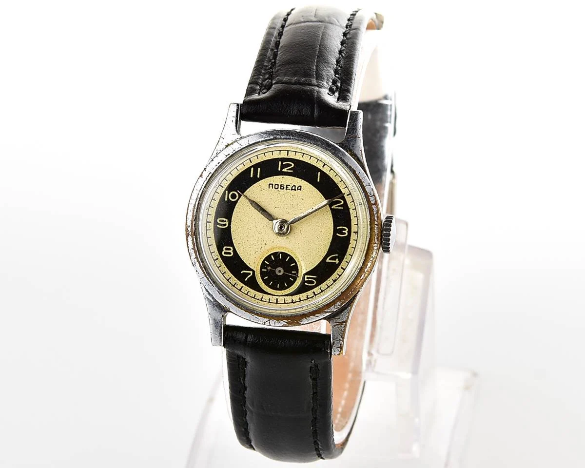 Vintage Soviet mechanical watch Pobeda from 2nd quarter 1957!