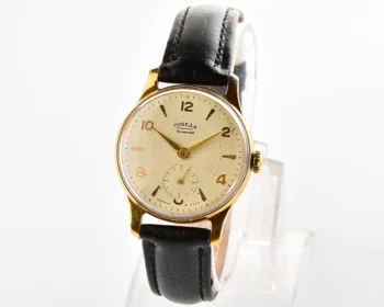 Excellent vintage gold-plated Soviet mechanical Pobeda, 2MChZ from the 1950s