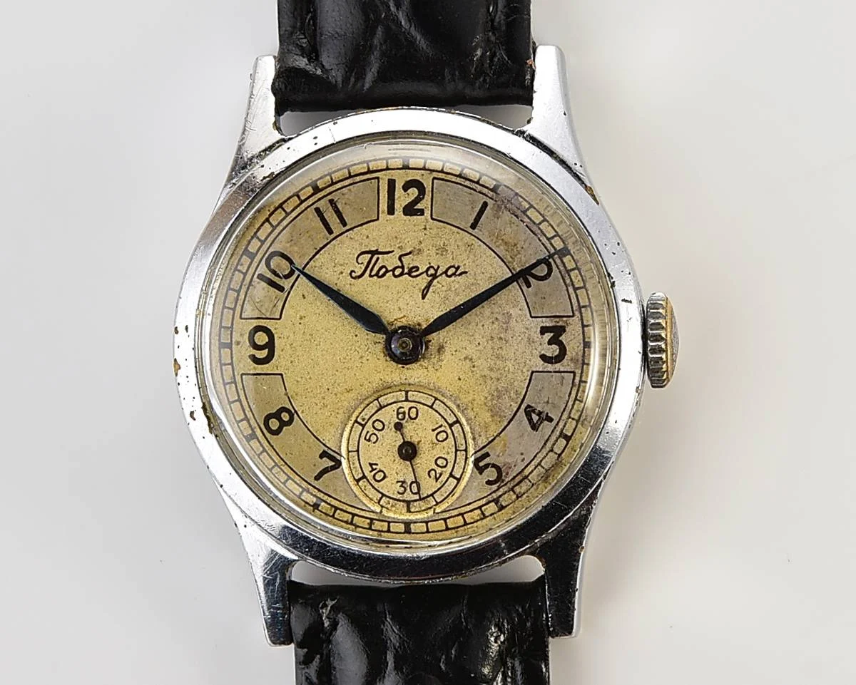 Vintage Soviet mechanical watch Pobeda, 4th quarter of 1952!