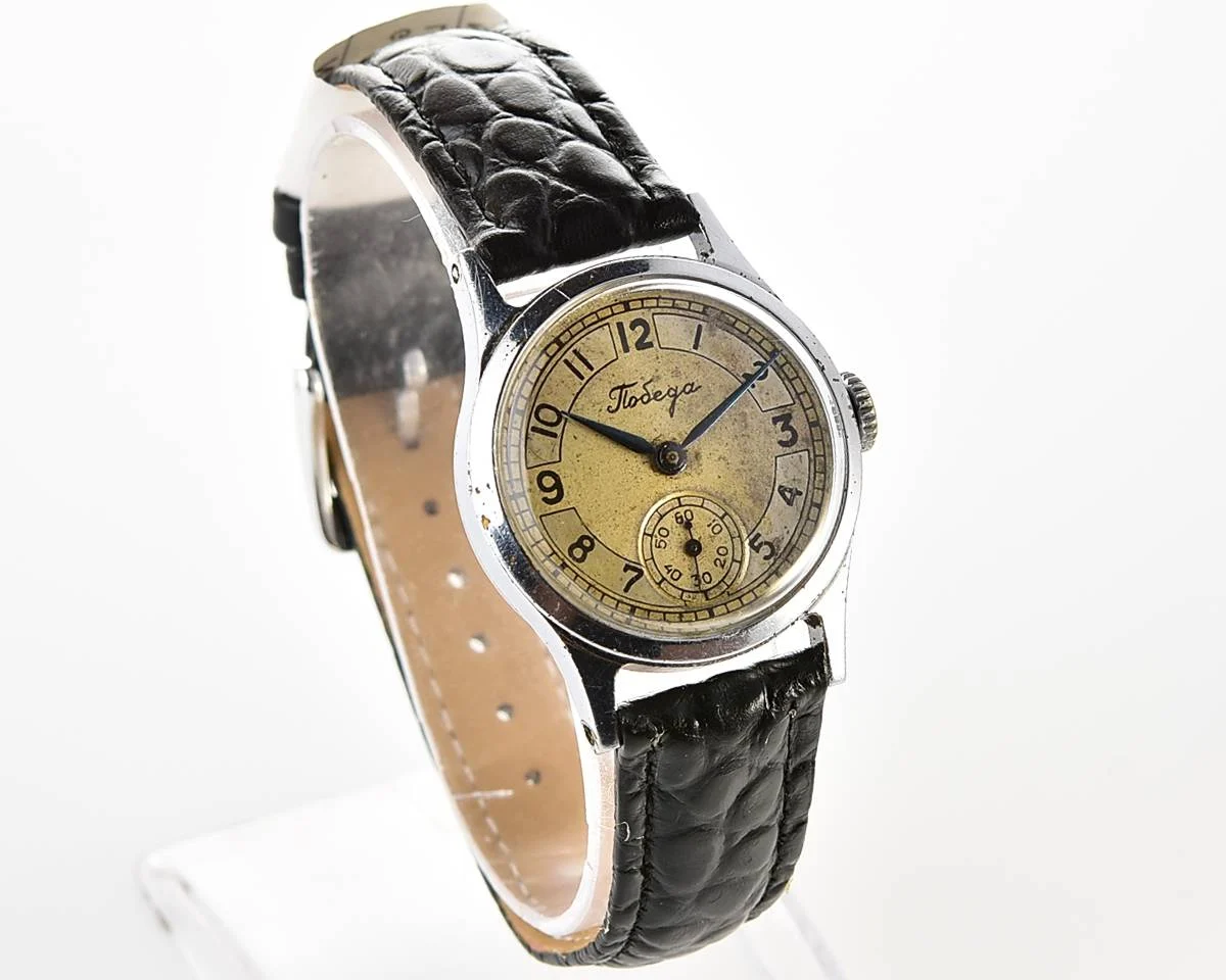 Vintage Soviet mechanical watch Pobeda, 4th quarter of 1952!