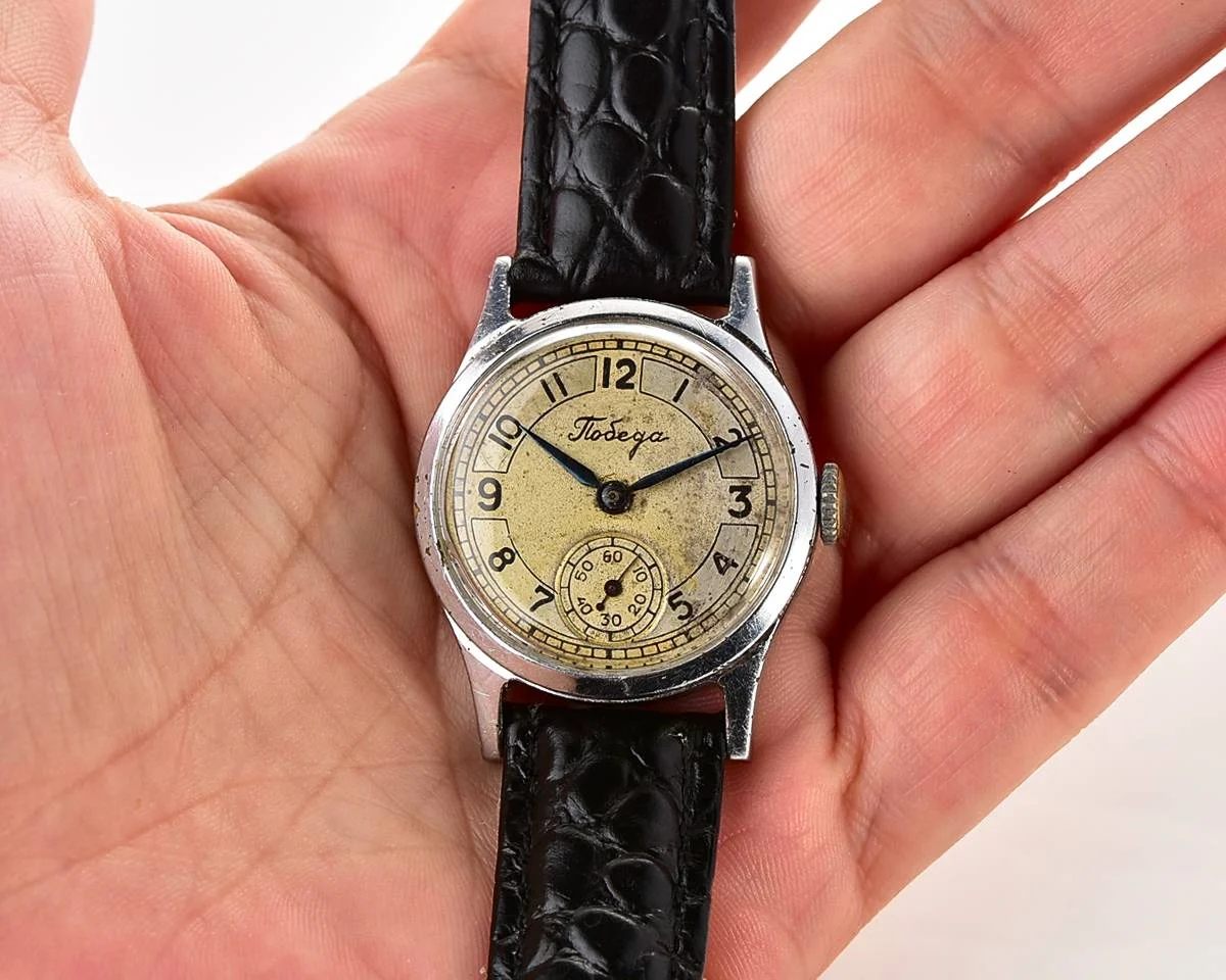 Vintage Soviet mechanical watch Pobeda, 4th quarter of 1952!