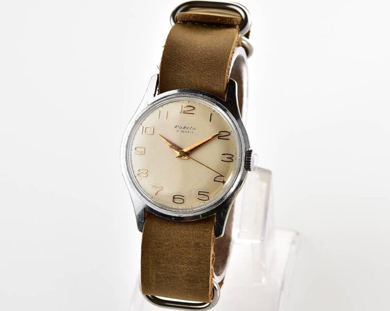 Excellent soviet RAKETA Baltica vintage mechanical watch