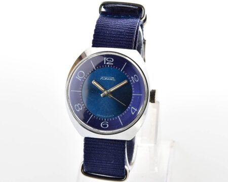 Excellent vintage Raketa soviet mechanical watch with gorgeous dial