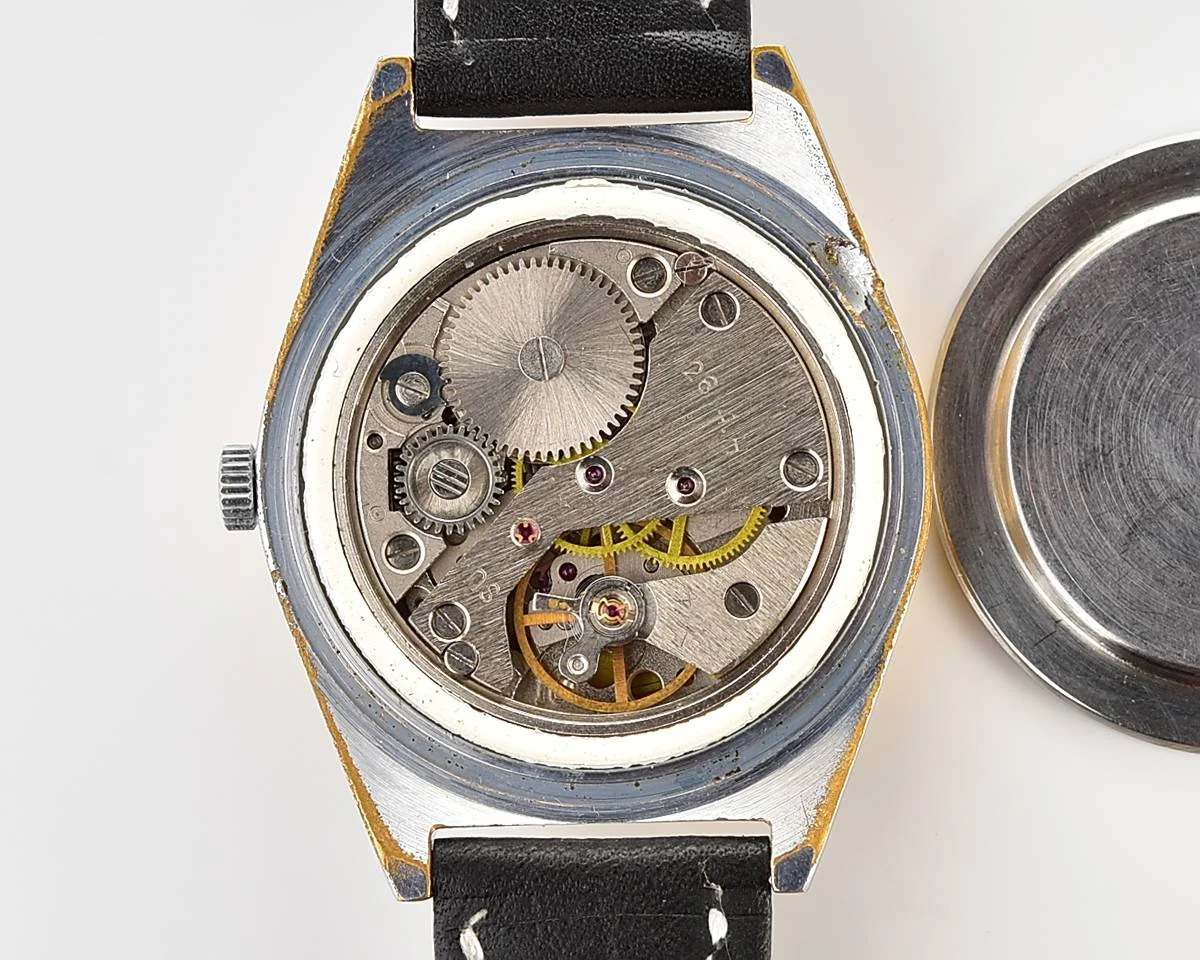 Large Soviet Raketa vintage mechanical watch with stylish minimalistic dial