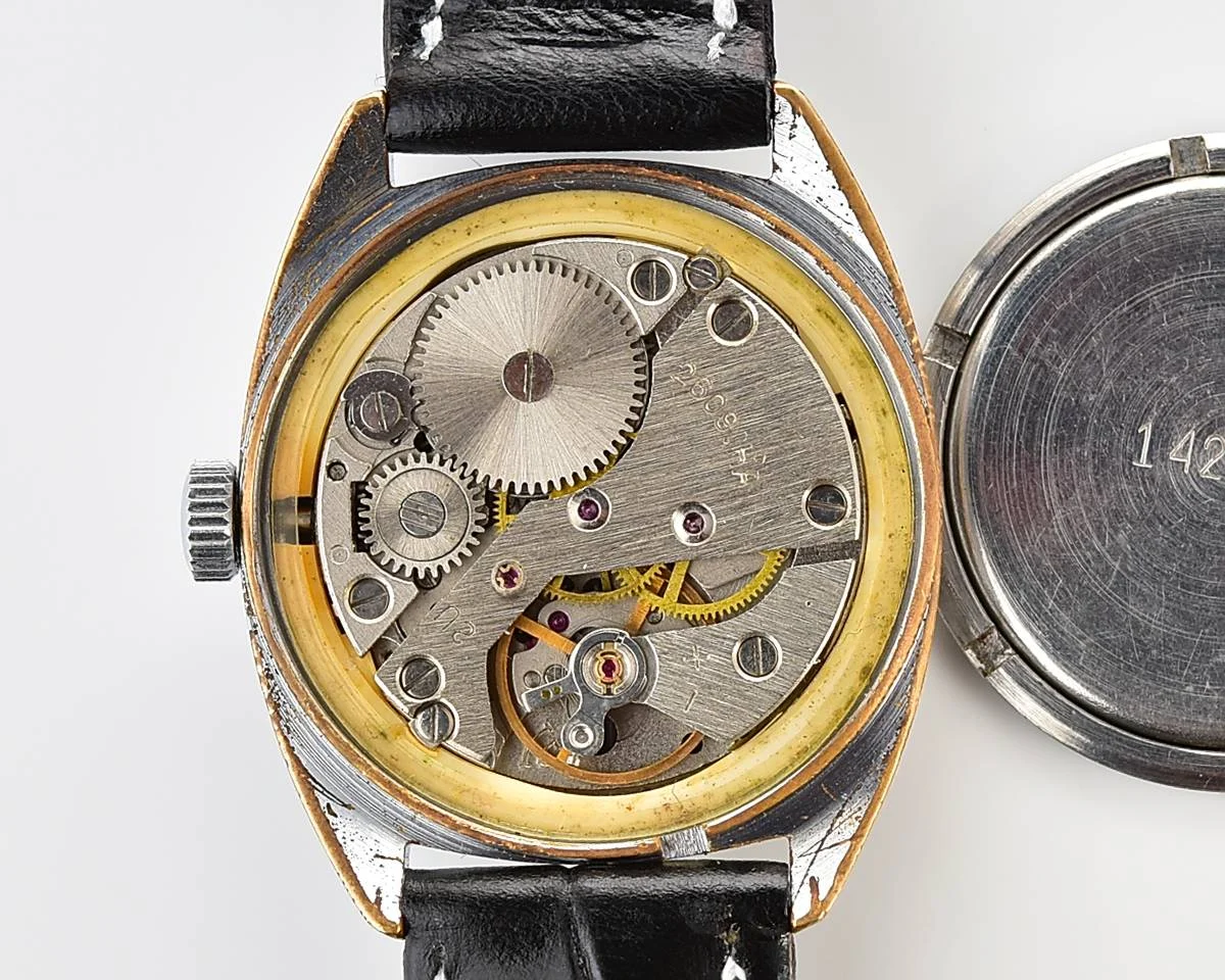 Vintage Soviet Raketa mechanical watch