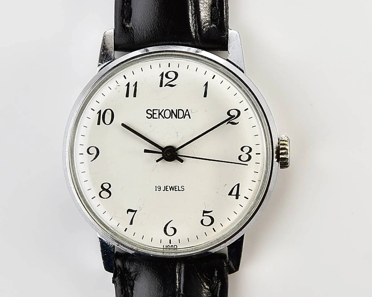 Soviet Sekonda vintage mechanical wrist watch