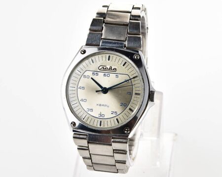Automatic soviet SLAVA with quartz movement