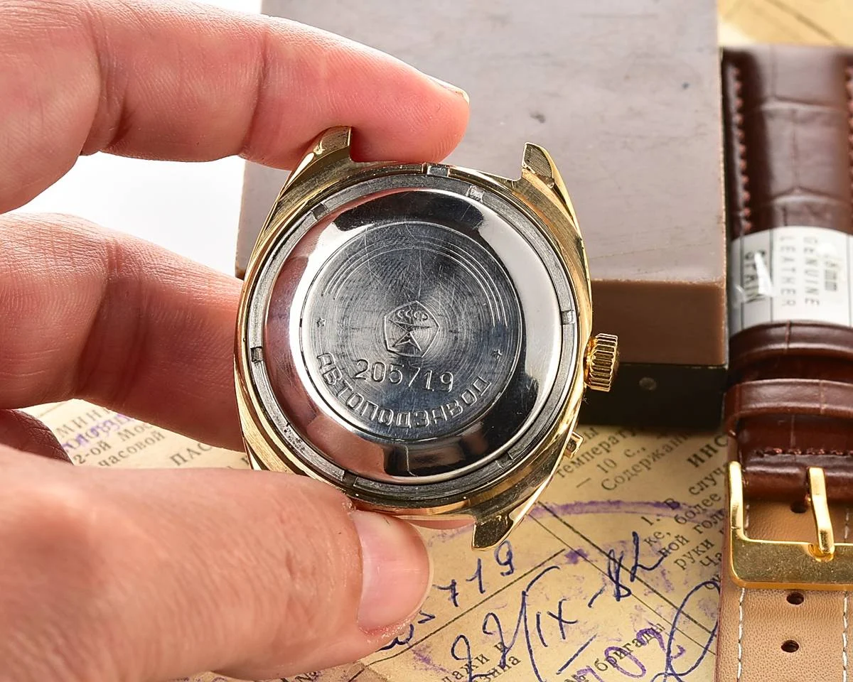 TIME CAPSULE: Large Soviet gold-plated mechanical vintage watch Slava!