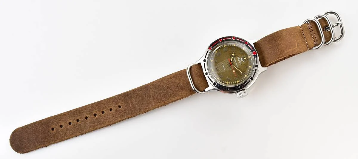 Vostok Amphibia mechanical watch + genuine leather NATO Commander strap!