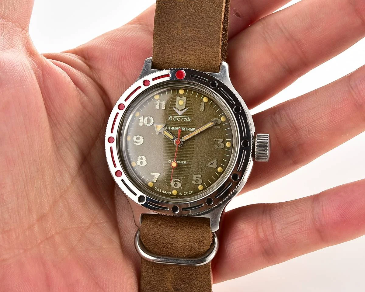 Vostok Amphibia mechanical watch + genuine leather NATO Commander strap!