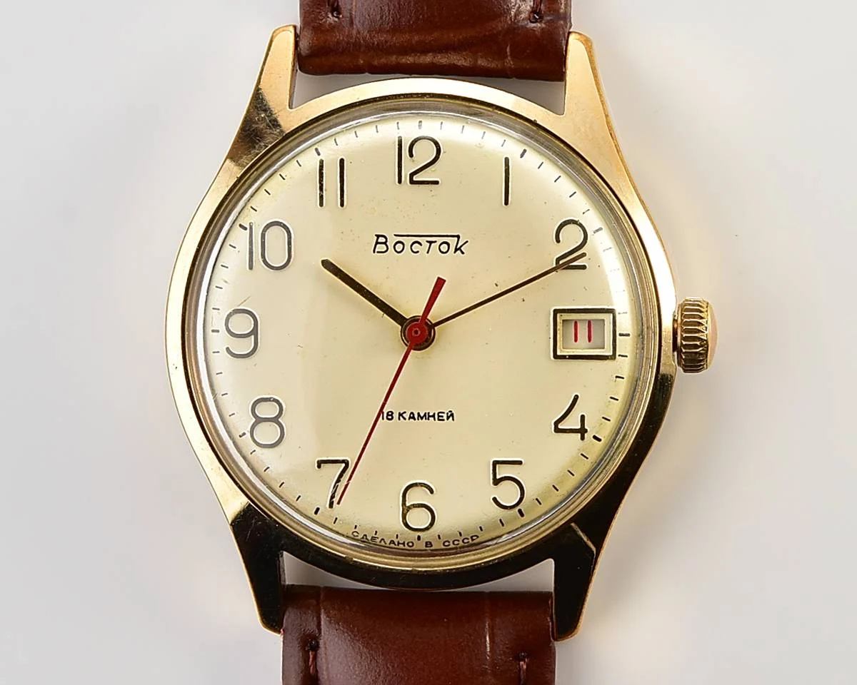 Wostok (Vostok) mechanical gold-plated wrist watch with biege dial