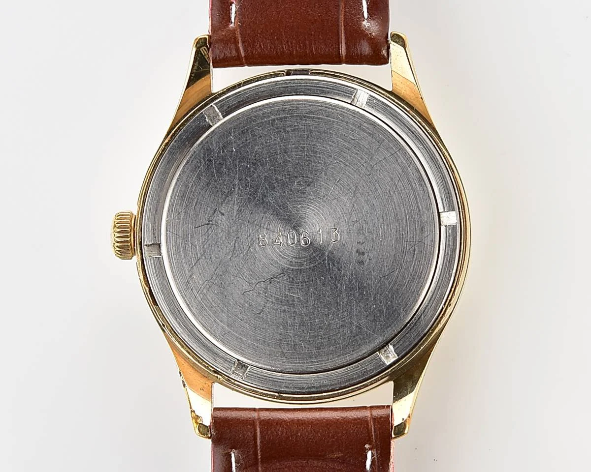 Wostok (Vostok) mechanical gold-plated wrist watch with biege dial