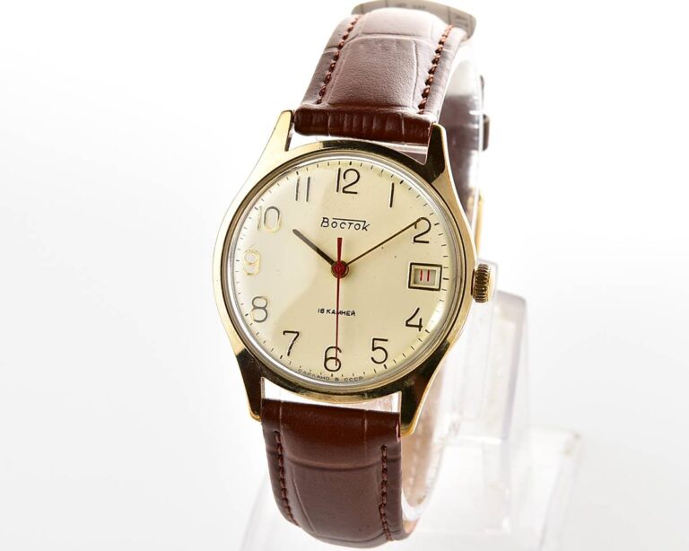 Wostok (Vostok) mechanical gold-plated wrist watch with biege dial
