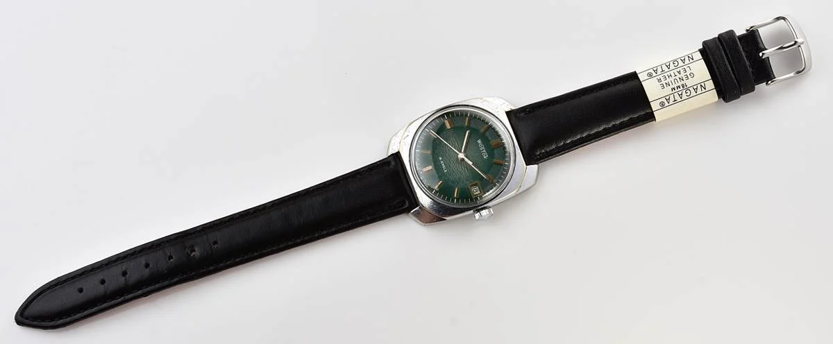 Export Wostok (Vostok) mechanical watch with beautiful textured teal dial