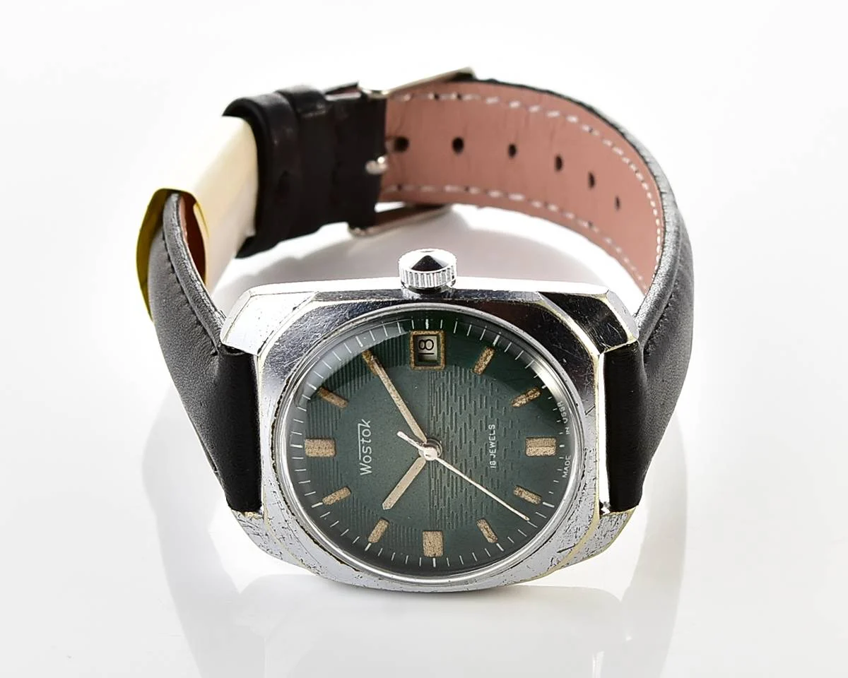 Export Wostok (Vostok) mechanical watch with beautiful textured teal dial