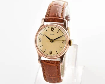 ZiM Soviet mechanical watch with central seconds hand