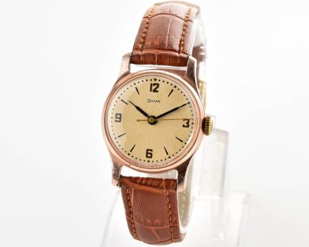 ZiM soviet mechanical watch with central seconds hand