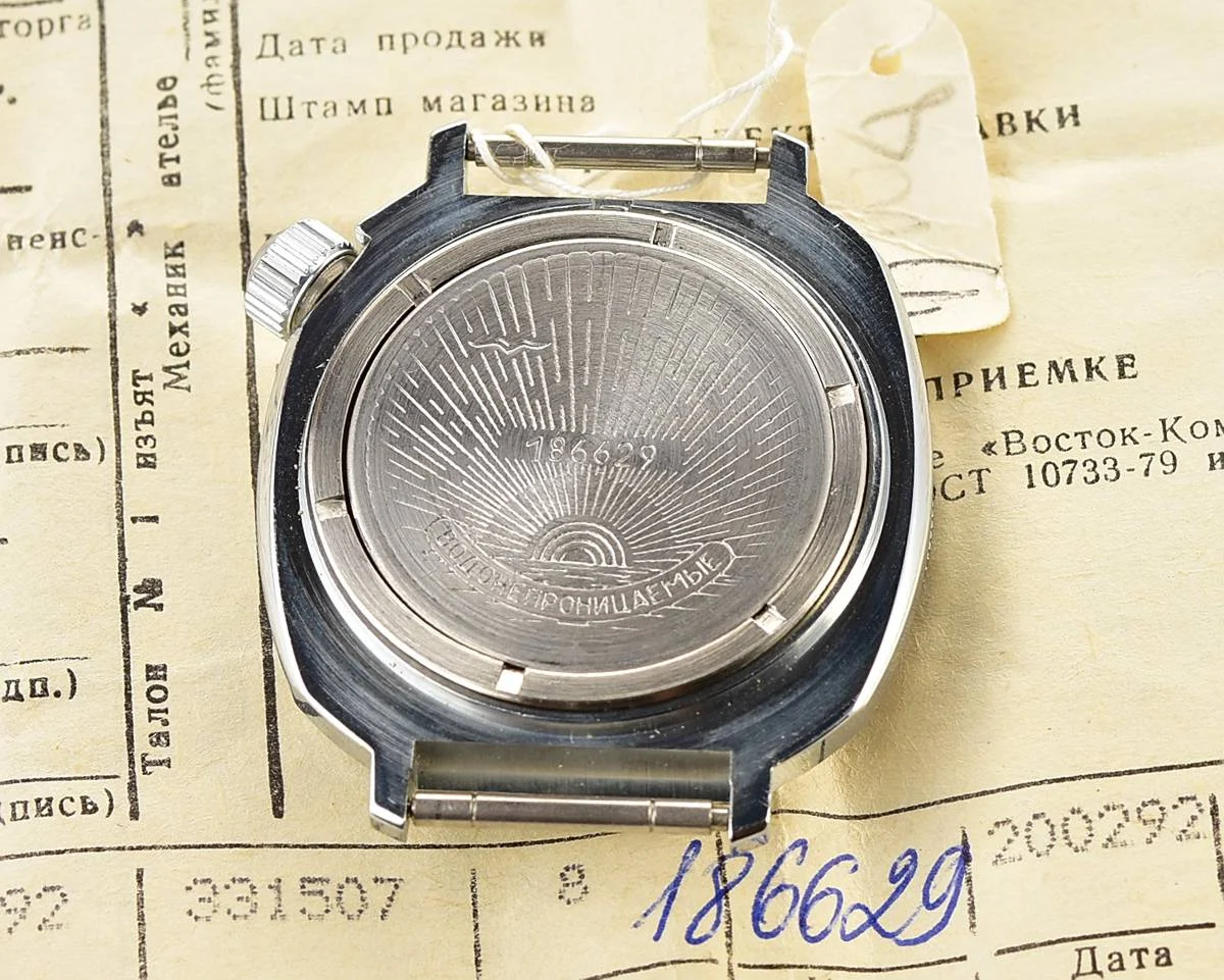 TIME CAPSULE: Vostok Komandirskie Tank mechanical watch – New Old Stock (NOS)!