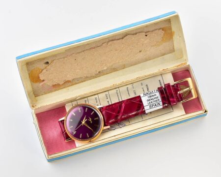 TIME CAPSULE: LUCH soviet gold-plated vintage watch - complete with box and passport!