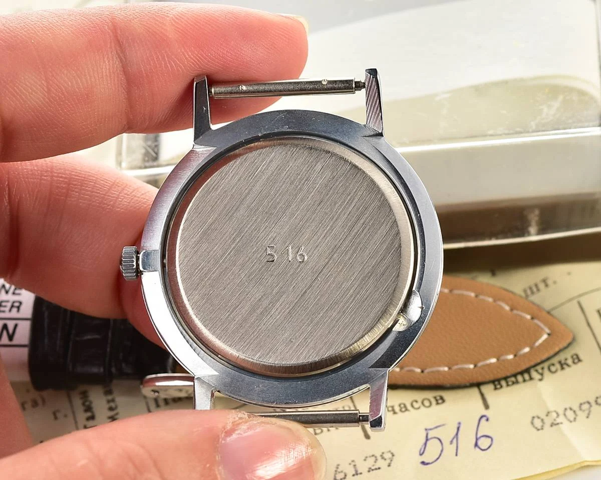 Time Capsule: Soviet Luch elegant quartz watch - New Old Stock (NOS)!