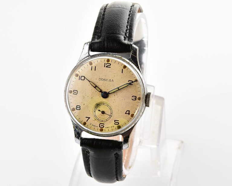 Vintage soviet mechanical POBEDA watch, 2MChZ from 3rd quarter 1955!