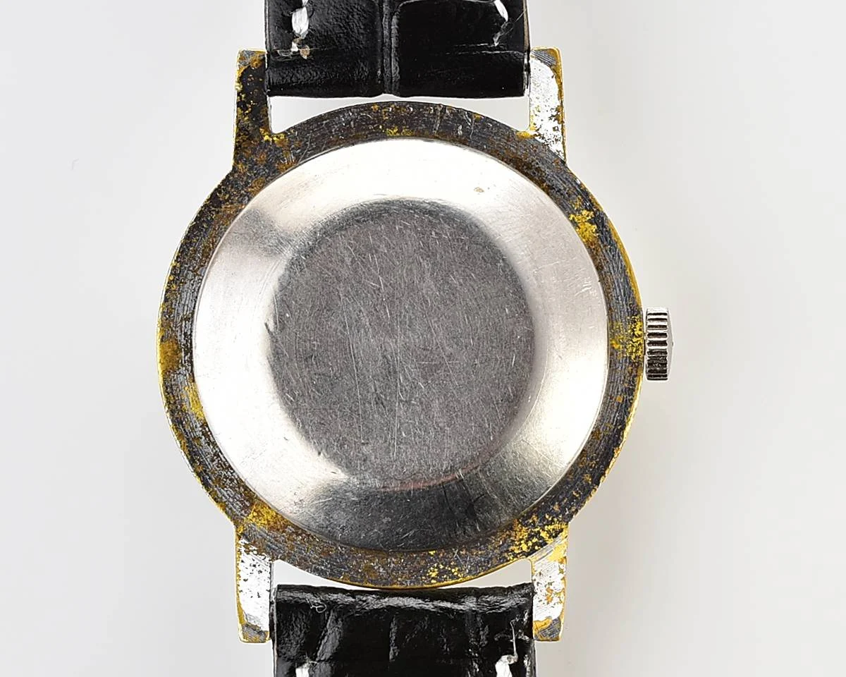 Vintage Soviet mechanical Pobeda watch with central seconds hand