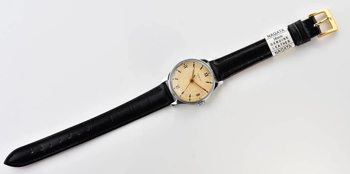 Vintage Soviet Pobeda watch with central second hand